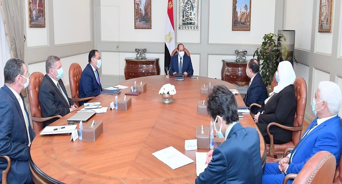 الرئيس السيسى يوجه بالاستمرار في جهود تطوير شركات قطاع الأعمال العام
