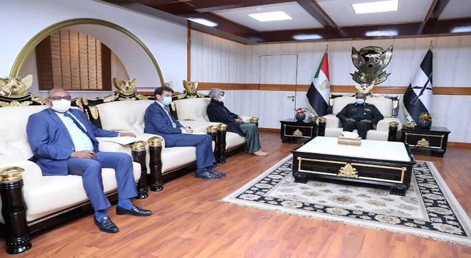 السودان.. البرهان يؤكد دعم حكومة الكفاءات.. وحمدوك يشدد على المضي بالاتفاق السياسي