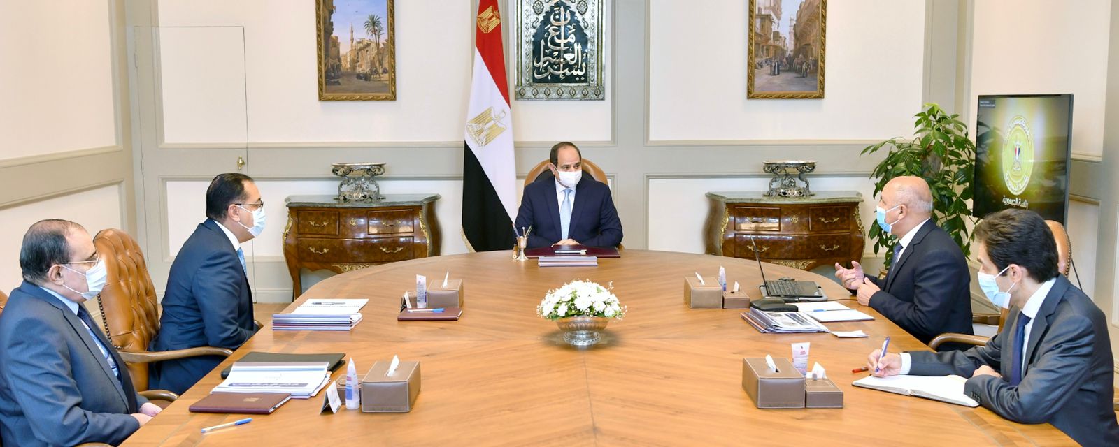 الرئيس السيسي يوجه بسرعة الانتهاء من تطوير الطريق الدائري