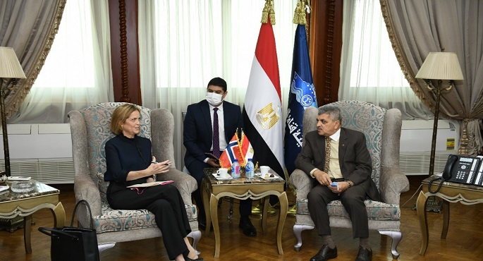 بالصور.. الفريق أسامة ربيع يبحث مع سفيرة النرويج سبل التعاون المشترك