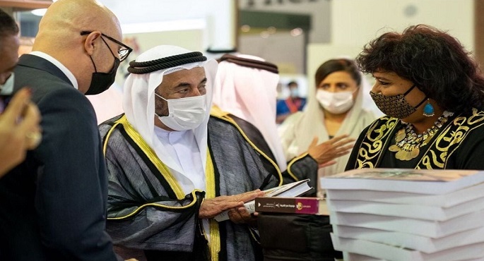 بالصور .. الشيخ القاسمى يفتتح فعاليات الدورة 40 لمعرض الشارقة للكتاب ومصر تحصد جائزتين بها