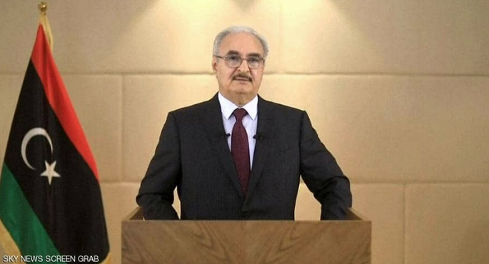 حفتر يلتقى ماكرون فى الإليزيه لبحث تطورات الأوضاع في ليبيا