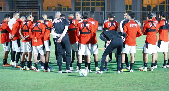 انضمام لاعب سموحة “كناريا” بدلا من عبد الله السعيد لمعسكر منتخب مصر لمواجهة الجابون