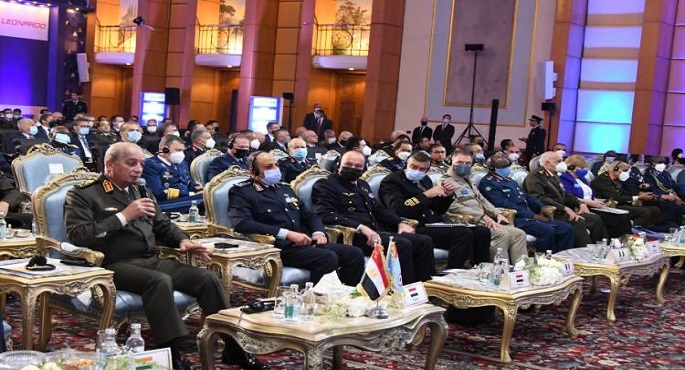 وزير الدفاع يشهد فعاليات المنتدى الدولي الأول للقوات الجوية تحت عنوان “التحديات الناشئة”