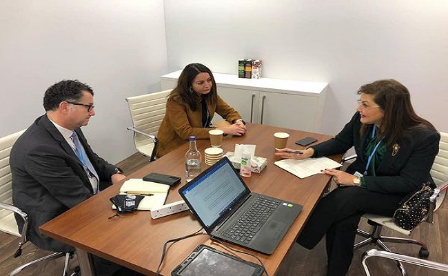 بالصور.. وزيرة التخطيط  تلتقي مدير إدارة البيئة بالخارجية ورئيس مجلس إدارة بنك HSBC بالشرق الأوسط بمدينة جلاسكو