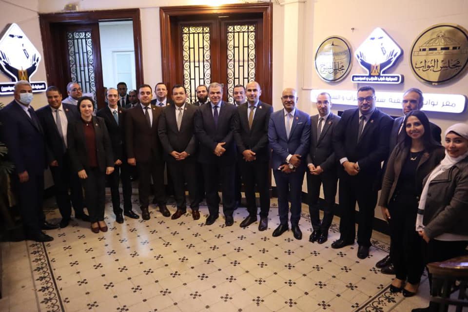 بالصور.. التنسيقية تختتم جلسات الحوار المجتمعي لقانون العمل في اليوم الثالث على التوالي بلقاء وزير القوى العاملة