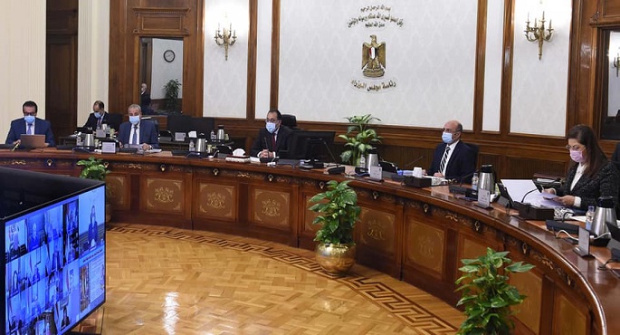 بالصور.. خلال الاجتماع الاسبوعي للحكومة.. مدبولي يوجه بوضع خطة لتسريع وتيرة تلقي لقاحات كورونا
