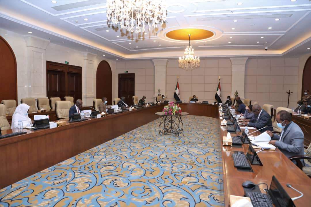 رئيس مجلس السيادة السوداني يؤكد دعمه لرئيس الوزراء لإنجاز مسؤولياته