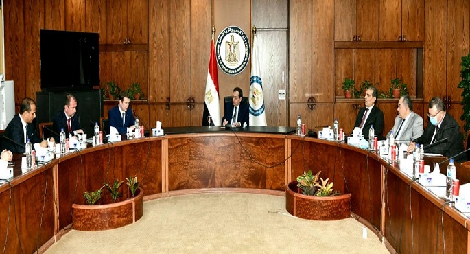 بالصور .. وزير البترول والثروة المعدنية يبحث مع لوك أويل الروسية زيادة حجم أعمالها في مصر