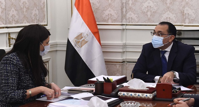 رئيس الوزراء يستعرض مع وزيرة التعاون الدولي سبل تعزيز التعاون بين مصر وعدد من الدول العربية