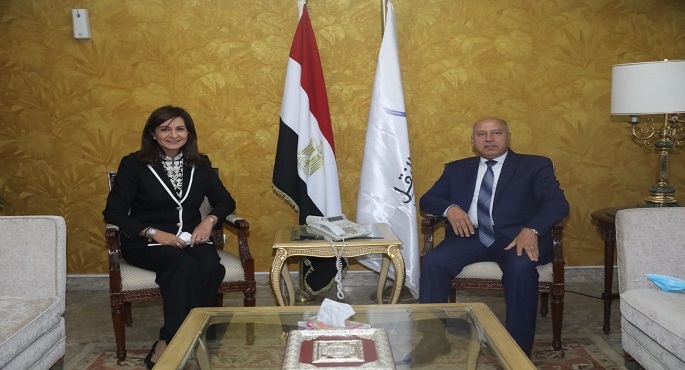وزيرا الهجرة والنقل يبحثان التيسيرات الخاصة بسفر للعمالة المصرية في الأردن