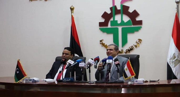 بالصور .. سعفان والعابد يطلقان منظومة الربط الالكتروني  بين مصر وليبيا