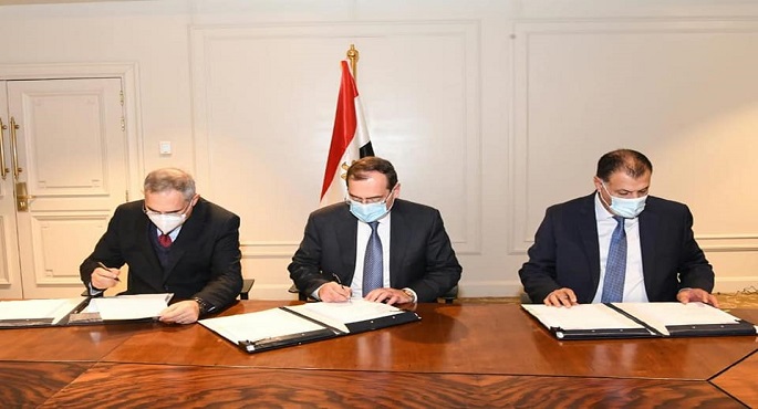 بالصور .. وزارة البترول: إينى الإيطالية تضخ مليار دولار استثمارات في مجال البحث وإنتاج البترول والغاز في مصر