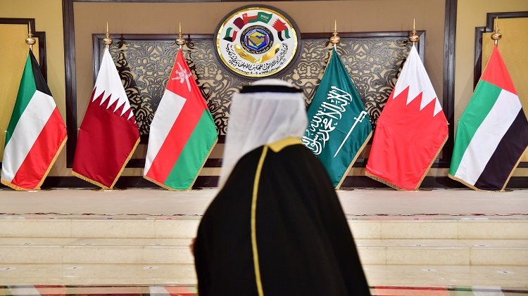 العرب اللندنية:قمة الرياض توحد البيت الخليجي لمواجهة الفراغ الاستراتيجي