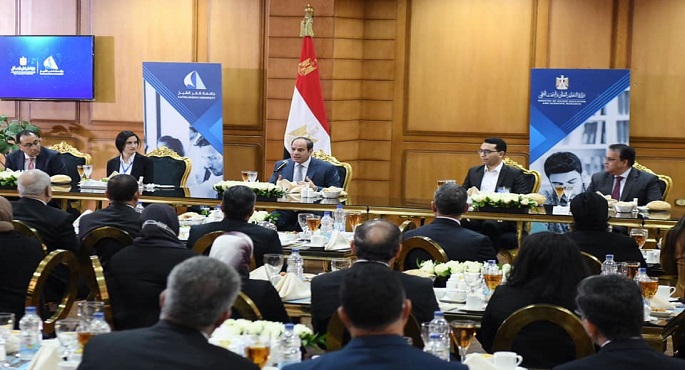بالصور.. الرئيس السيسي يزور جامعة كفر الشيخ ويؤكد حرص الدولة على الارتقاء بمستوى الجامعات الحكومية