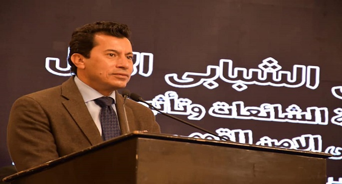 بالصور.. تحت رعاية رئيس الوزراء.. وزير الشباب يشهد ختام الملتقي الاول لمواجهة الشائعات