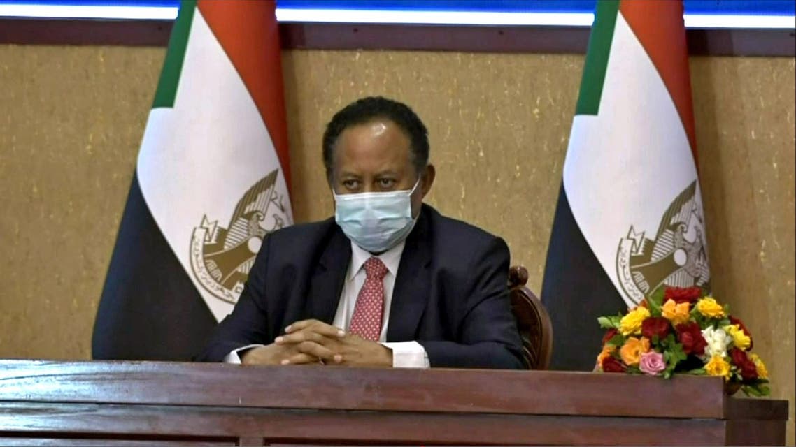 تظاهرات مرتقبة بالسودان.. وحمدوك يتراجع عن استقالته