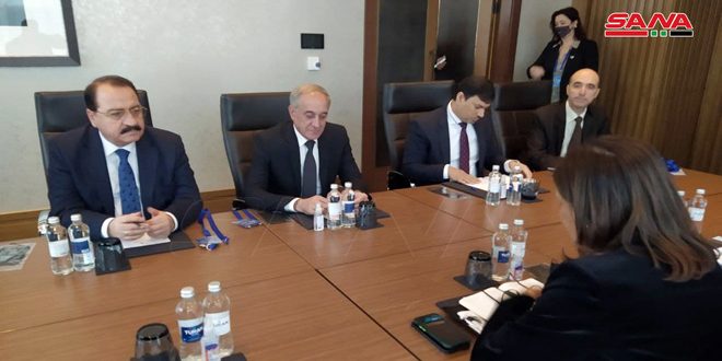 معاون وزير الخارجية السوري يبحث مع وفد أممي مجمل الأوضاع في البلاد