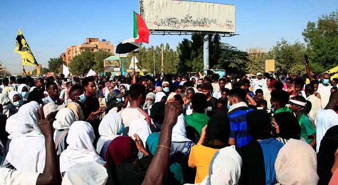 تجدد الاحتجاجات في السودان.. والأمن يمنع المتظاهرين من الوصول لقصر الرئاسة بالخرطوم