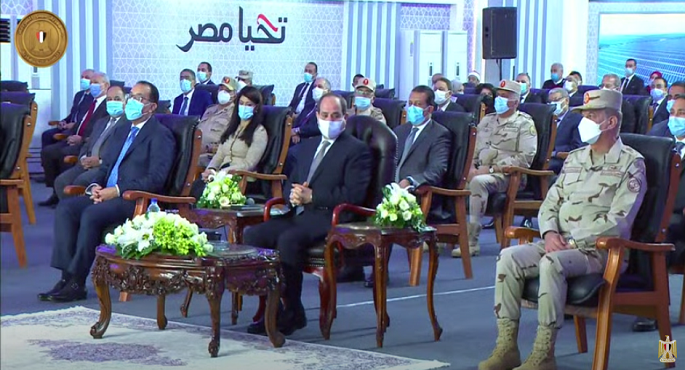 الرئيس السيسي يشهد افتتاح عدد من مشروعات الكهرباء والطاقة بمحافظات الصعيد