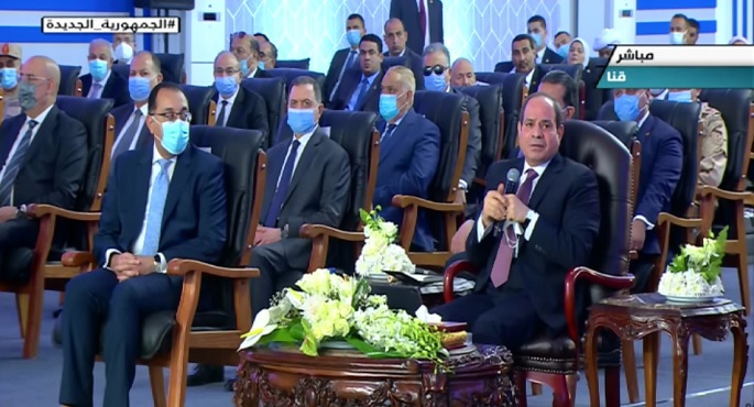 الرئيس السيسي يشهد افتتاح عدد من المشروعات التنموية العملاقة بصعيد مصر من محافظة قنا