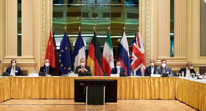 طهران تنتقد “مطالب جديدة” لواشنطن.. وخامنئي يرفض التنازل عن «الصاروخي» و«الإقليمي»