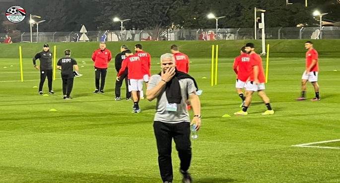 بالصور.. أفشة يشارك في جزء من مران المنتخب استعداد للقاء الأردن
