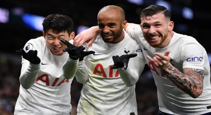 الدوري الإنجليزي.. توتنهام يواصل صحوته باكتساح نورويتش.. وليدز يتعادل مع برينتفورد