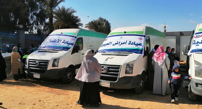مؤسسة حياة كريمة تطلق قافلة طبية لأهالي أسوان
