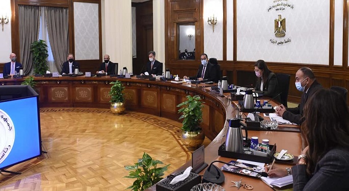 بالصور.. رئيس الوزراء يستقبل ممثلي تحالف الشركات الأمريكية الفائز بمشروع تطوير مجمع التحرير