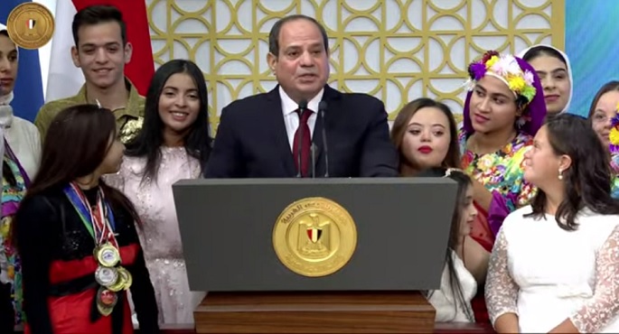 الرئيس السيسي يوجه كلمة في احتفالية “قادرون باختلاف”