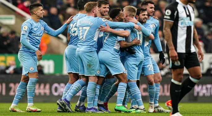 مانشستر سيتي يضرب نيوكاسل برباعية ويعزز صدارته للدوري الإنجليزي