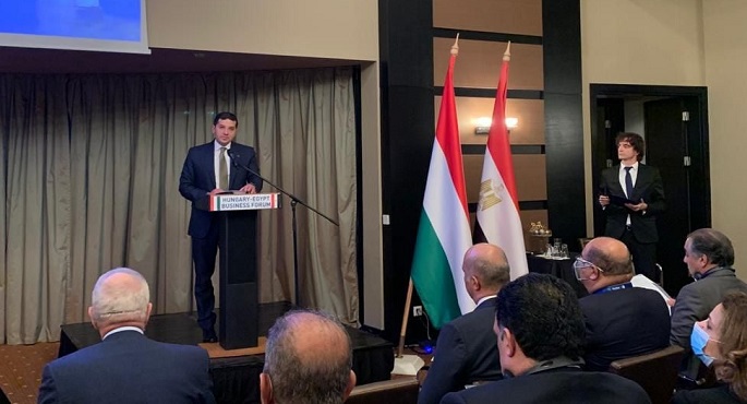 الرئيس التنفيذي للهيئة العامة للاستثمار والمناطق الحرة يفتتح منتدى الأعمال المصري المجري ببودابست