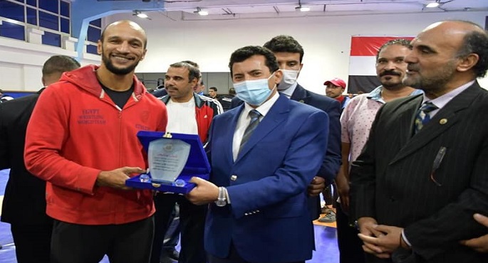 بالصور.. وزير الرياضة يشهد اللقاء التقييمي التنافسي للاعبي المشروع القومي للموهبة والبطل الأولميبي
