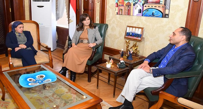 بالصور.. وزيرة الهجرة: حريصون على فتح آفاق التعاون بين علمائنا وخبرائنا في القطاع الطبي