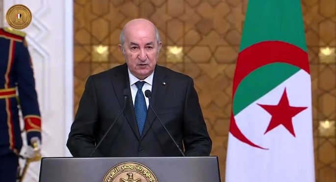 الرئيس الجزائري يعلن عن منحة شهرية للعاطلين عن العمل