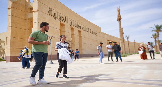 بالصور .. وزارة التعليم العالي: فرع جامعة الملك سلمان الدولية بالطور قصة نجاح بجنوب سيناء