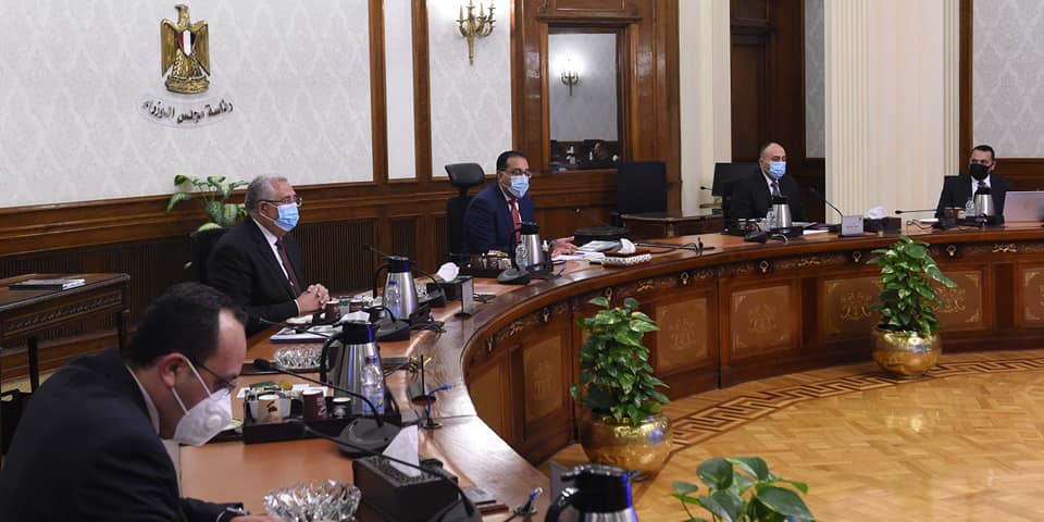 بالصور.. رئيس الوزراء يتابع الموقف التنفيذي لمشروعات تنمية الريف المصري
