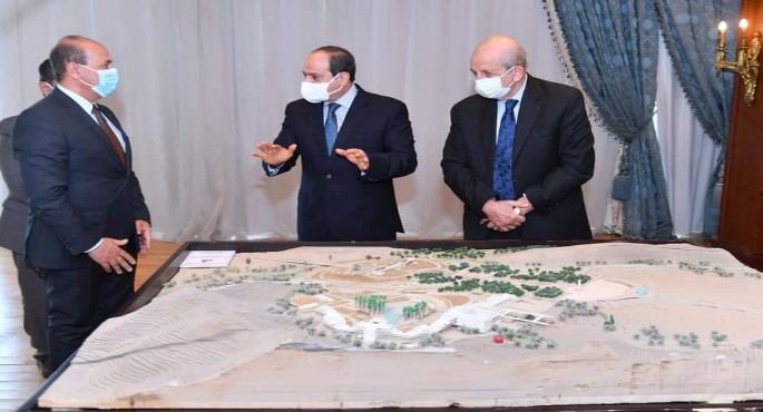 بالصور.. الرئيس السيسي يتابع الموقف التنفيذي لمشروع “التجلي الأعظم فوق أرض السلام” بسيناء