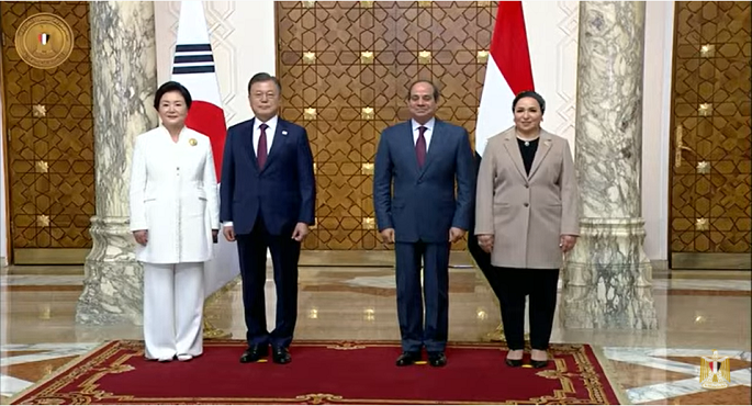 الرئيس السيسي يعقد اليوم قمة مع نظيره الكوري الجنوبي بقصر الاتحادية