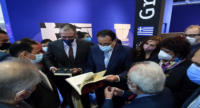 بالصور.. رئيس الوزراء يشهد افتتاح الدورة الـ 53 من معرض القاهرة للكتاب