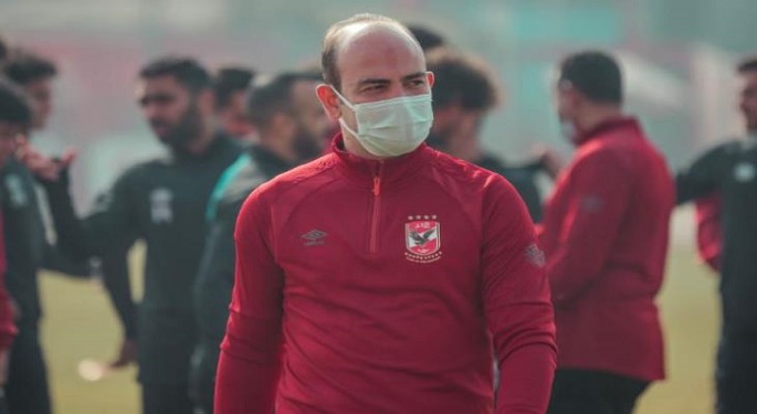 الأهلي يعلن إصابة 5 لاعبين بكورونا بينهم بيرسي تاو وعبدالقادر