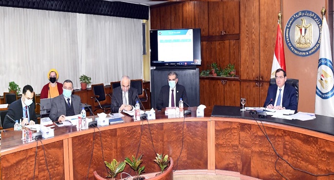 اعتماد الموازنة التخطيطية لمصفاة أسيوط لتكرير البترول وشركة أنابيب البترول لعام 2022/2023