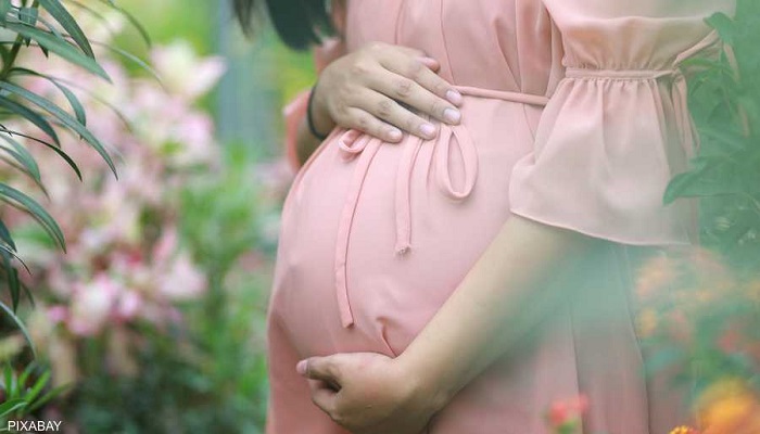 3 زيوت أساسية لحماية الجسم من السيلوليت أثناء الحمل