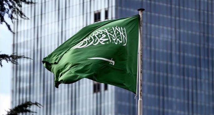 “الدفاع” السعودية تعلن فتح باب التجنيد للرجال والنساء