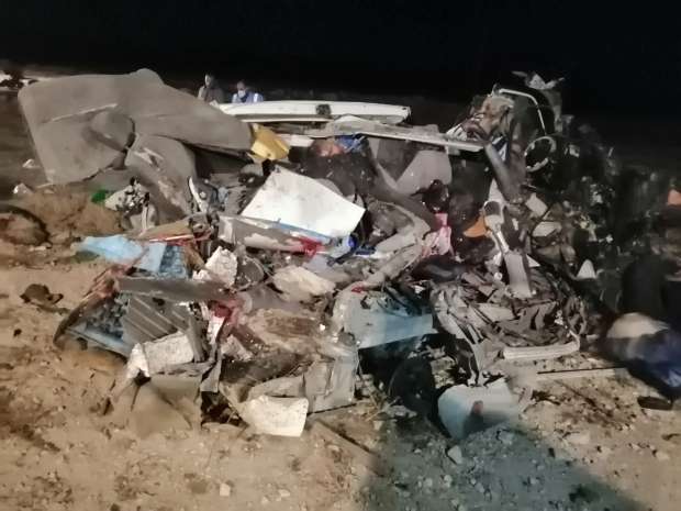 الصحة : 16 وفاة و18 مصابا فى حادث تصادم أتوبيس وميكروباص بمدينة الطور