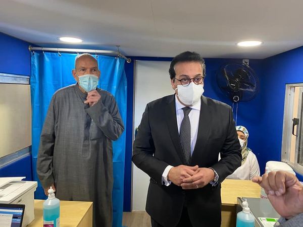 بالصور..جولة تفقدية لخالد عبدالغفار بمحطات السكة الحديد ومترو الأنفاق