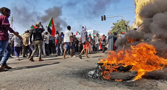 وفد أميركي يبدأ مشاورات في السودان مع أطراف الأزمة