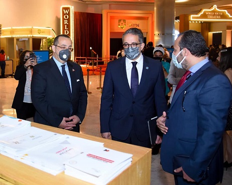 بالصور..وزراء السياحة والآثار والبيئة والشباب والرياضة وبرلمانيون وإعلاميون في مقدمة زوار جناح “الهجرة” في اليوم الثاني لمنتدى شباب العالم
