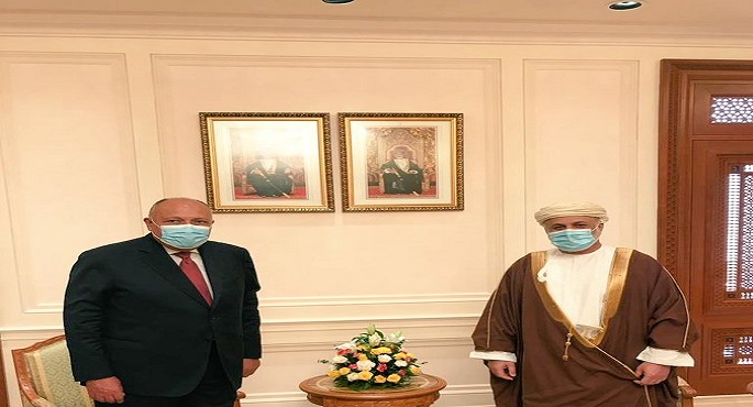رئيس مجلس الدولة العمانى يستقبل سامح شكرى لتعزيز التعاون البرلمانى
